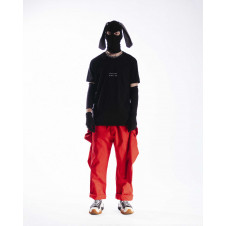 DIVNEJ VIBE / TEE / BLACK